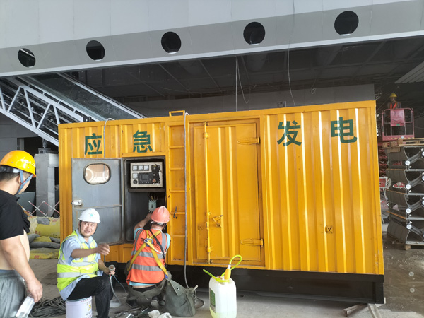 商洛怎样判断空气滤清器是否需要更换？